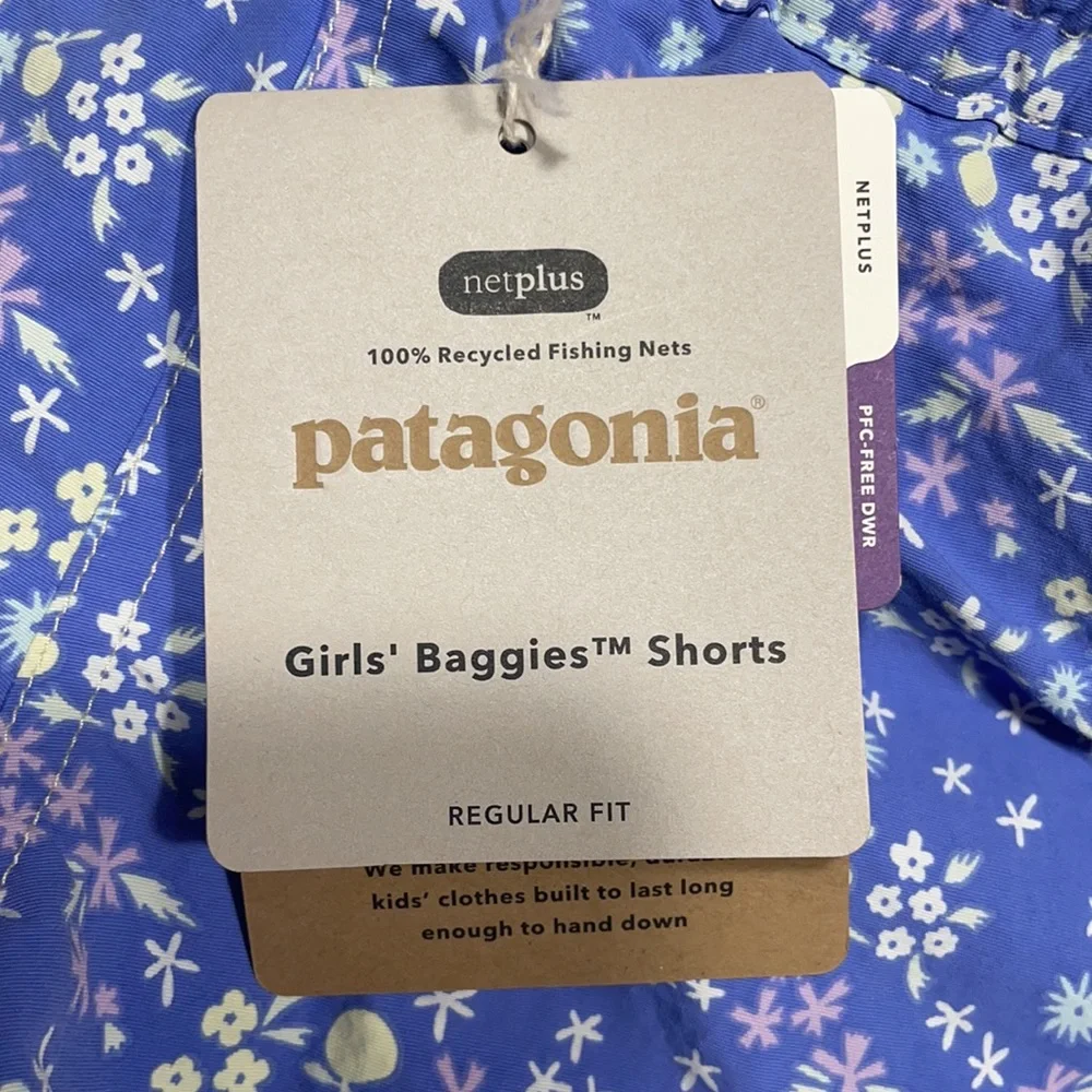 NWT Patagonia Girls’ Baggies Shorts Sz L